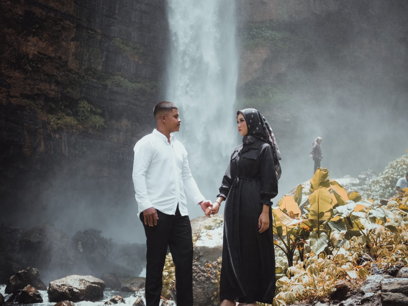 Nia & Iqbal
