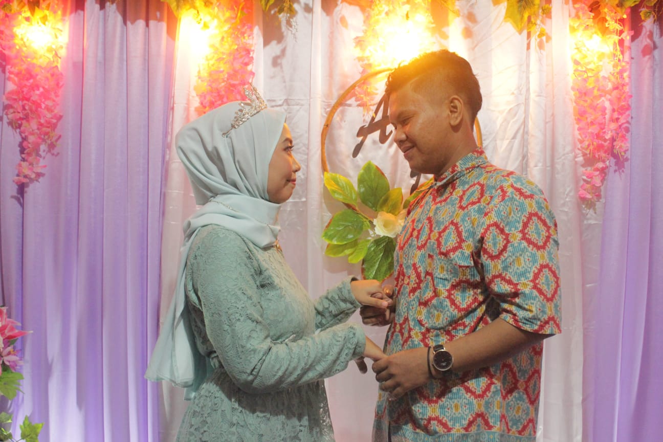 Anjali & Azizah